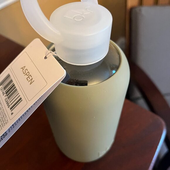 NWT - bkr little Aspen - Picture 2 of 3